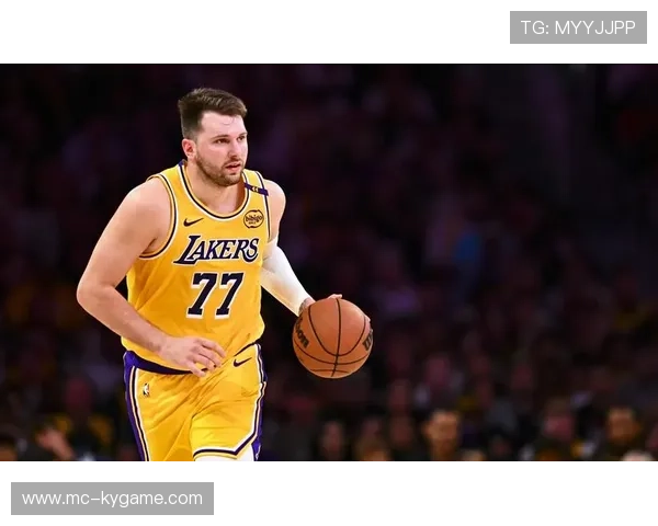 东契奇单打连续得手，独行侠稳住对抗